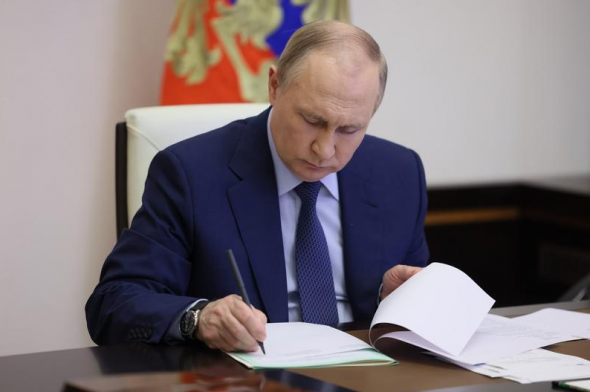 Termenul pe care l-ar fi dat Putin militarilor ruși pentru a obține controlul în Lugansk